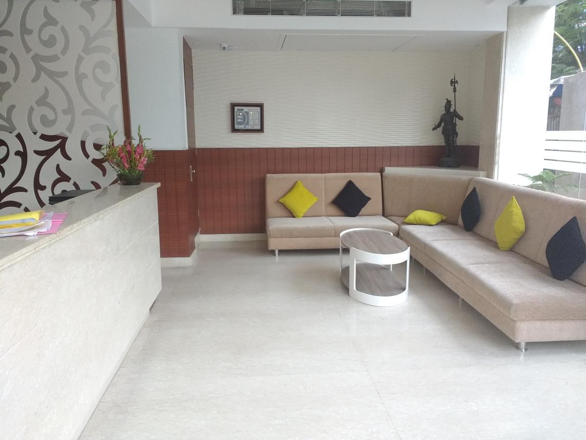 Aura Hotel Calcutta Extérieur photo