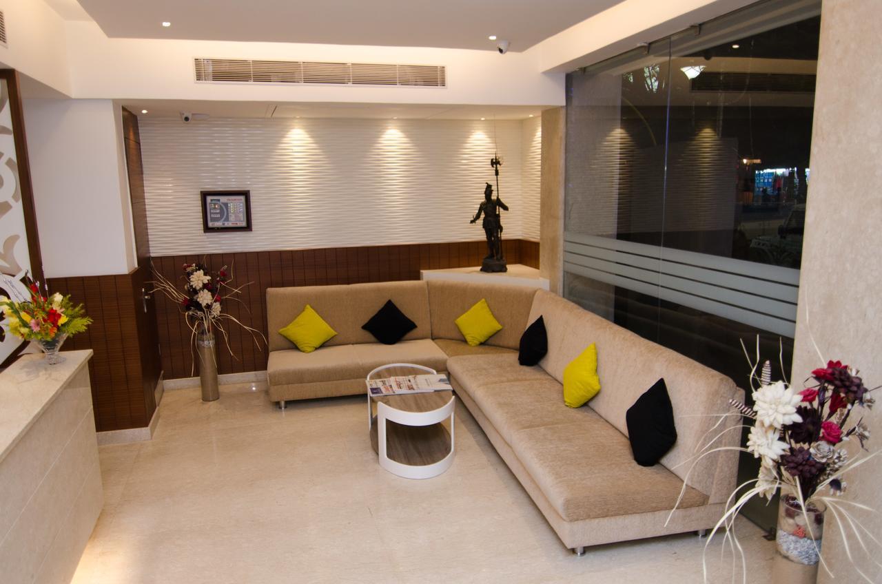 Aura Hotel Calcutta Extérieur photo