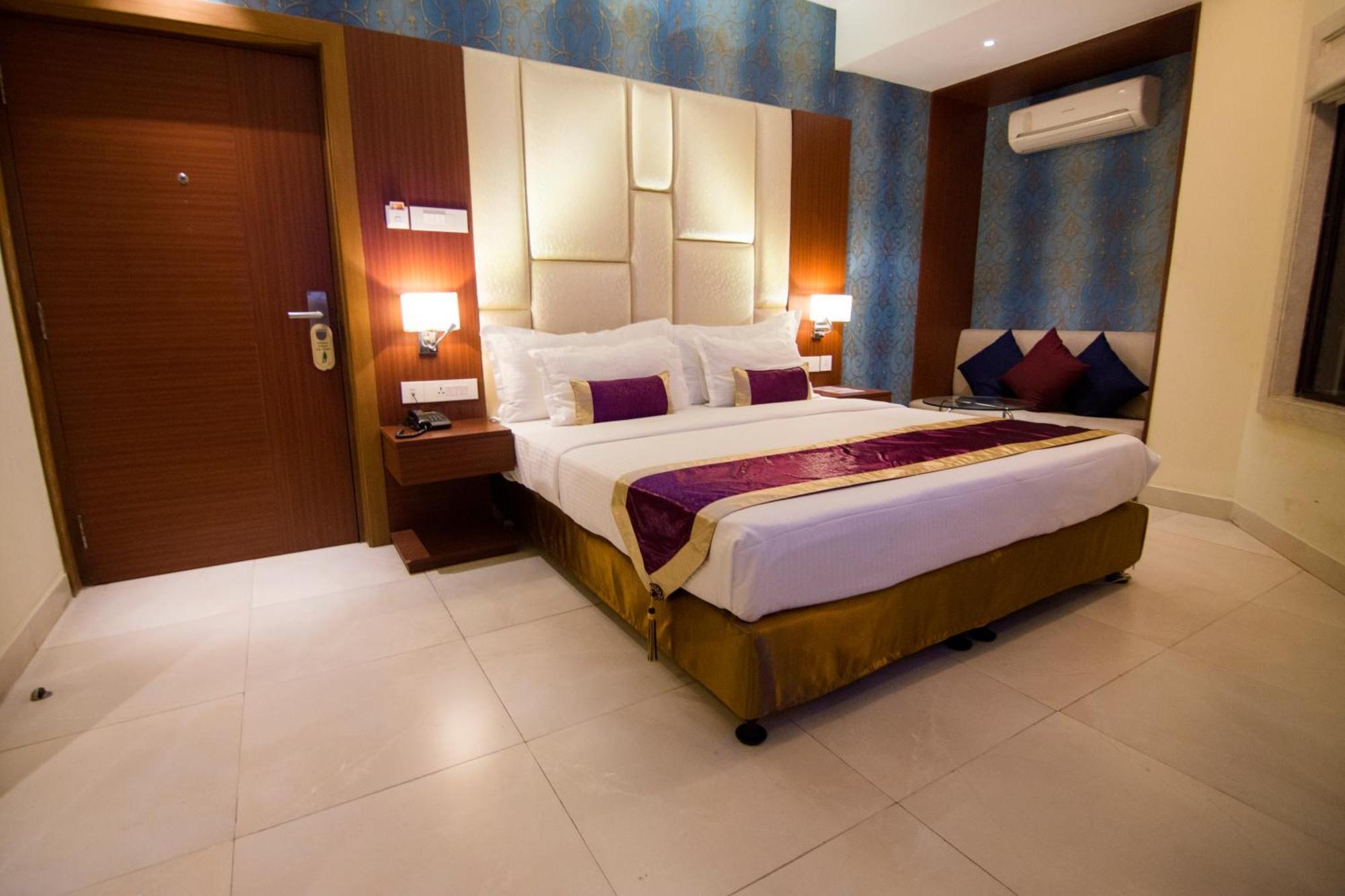 Aura Hotel Calcutta Extérieur photo